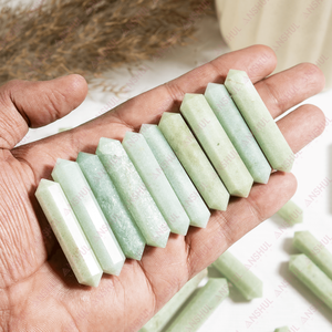 Venta al por Mayor de Aventurina Verde Ecológica de Primera Calidad, Doble Punta Pulida, Feng Shui para Decoración del Hogar y Meditación - Product Image 1
