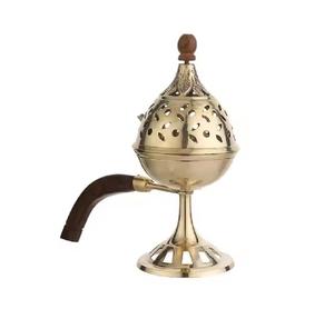 Brûle-encens artisanal en laiton avec poignée en bois de rose sculpté - Élégant autel de bureau pour le bureau et la maison - Product Image 4