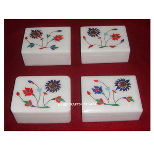 Vente en gros et exportateur de boîtes à bijoux faites à la main en marbre blanc incrusté de forme rectangulaire pour le stockage de fruits secs - Product Image 1