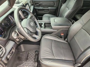 2500 Power W-agon 4dr Crew Cab 4WD SB, usado en buen estado. - Product Image 5