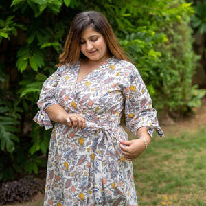 2023 nouveauté femmes élégant court en mousseline de soie robe florale décontracté col en v dentelle diamant décorations taille naturelle longueur au genou - Product Image 6