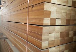 Tablones para Escaleras FJL de Meranti Rojo Oscuro 100% FSC - Product Image 3