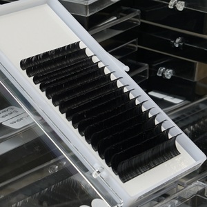 ขนตาปลอมแบบเรียบกล่อง12เส้นใยแบบมืออาชีพผลิตจากเส้นใย PBT เกาหลีสีเข้มพิเศษ - Product Image 1