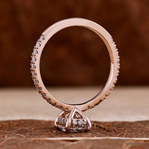 Anillo de Compromiso con Corte Brillante Redondo de 0.25CT, Cultivado en Laboratorio, Chapado en Oro Amarillo, FVVS2, Banda Pavé, Halo Oculto, Regalo de Aniversario para Ella - Product Image 5