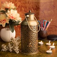 Farol de Hierro Antiguo con Diseño Floral, Portavelas Decorativos de Metal, Jarrones para Decoración del Hogar, Resistentes al Calor, Hechos a Mano, para Navidad y Pascua