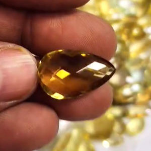 Alta calidad 110 Uds 10-25mm cojín de pera ovalada Briolette corte limón cuarzo verde amatista amarillo corazón 560 Ct lote Iroc ventas - Product Image 2