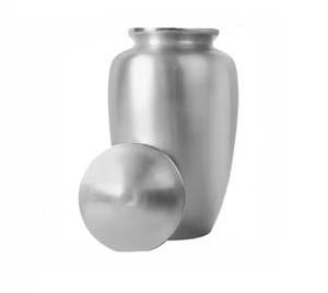 จัดหาโรงงานโดยตรงของโกศเพลิงศพผู้ใหญ่โบราณคุณภาพระดับพรีเมียมสําหรับเถ้ามนุษย์ มีขนาดที่กําหนดเองสําหรับผู้ซื้อจํานวนมาก - Product Image 1