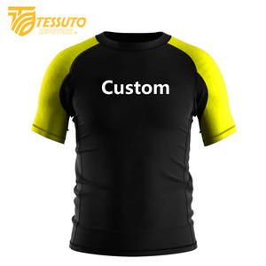 Nuevo diseño de ropa de compresión Rash Guard para mujeres tamaño adulto Slim Fit cómodo y transpirable Rash Guard y camisas personalizadas - Product Image 1