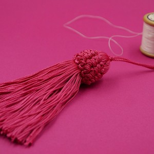 MINI artesanía borla 2cm algodón borla oro Metal anillo oro alambre atado borla para DIY bolsas pulsera pendiente ropa calidad Ronpex - Product Image 2