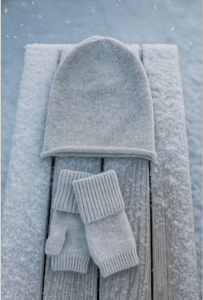 ถุงมือสตรีสีเทาพรีเมียม - ถุงมือลำลองสไตล์สปอร์ตจากผ้าคุณภาพสูงของตุรกี - ถุงมืออุ่นมือสำหรับฤดูหนาวที่มีสไตล์ จำหน่ายจำนวนมาก - Product Image 2