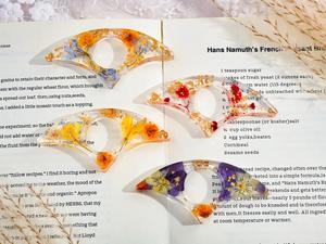 Soporte para páginas de libros de resina, agarre para los dedos, accesorio de lectura duradero y cómodo, perfecto para libros, materiales de estudio, diarios y novelas - Product Image 4