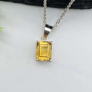 Collier pendentif en citrine taille émeraude, argent sterling 925, bijoux faits à la main, cadeau de haute qualité pour enfants, pierre de naissance de novembre - Product Image 1