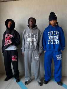 ชุดเสื้อฮู้ดและกางเกงจ็อกเกอร์โอเวอร์ไซส์สำหรับผู้ชายและผู้หญิงผ้านิ่มออกแบบโลโก้สี & ลายพิมพ์ได้และชุดวอร์ม - Product Image 4