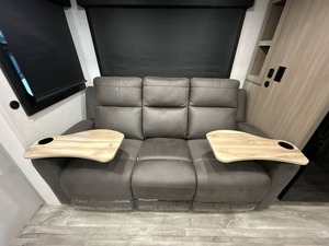 รถพ่วง Jayco E-a-g-l-e H-t 265FKDS ปี 2026 สภาพดี ใช้งานน้อย พร้อมขาย - Product Image 4