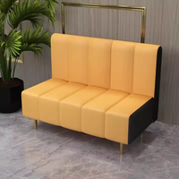 Ensemble table et chaises de salle à manger en marbre de luxe pour restaurants et cafés Mobilier élégant pour espaces commerciaux