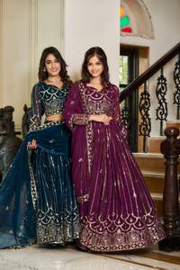 Lehenga choli ผ้าจอร์เจียสำหรับผู้หญิงชุดประจำชาติกึ่งเย็บสำหรับเทศกาลและโอกาสพิเศษ - Product Image 2