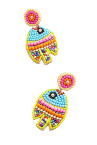 Boucle d'oreille élégante brodée en forme de cœur perlée à la main avec un look de luxe en forme de graine et à la mode par glowin fashion - Product Image 2