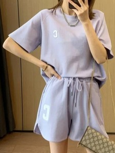 Conjunto de 2 piezas de algodón 100% al por mayor para mujer, pantalones cortos con diseño de logotipo personalizado, camisa, conjuntos de manga corta de calidad Premium para mujer - Product Image 6