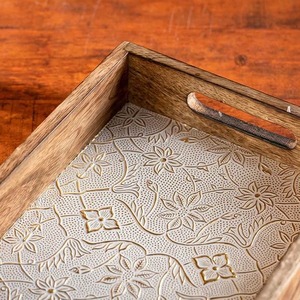 Juego de 2 elegantes bandejas Art Deco de madera blanca con acabado de latón Decoración de cocina multifuncional para el hogar comedor boda y Ramadán - Product Image 4