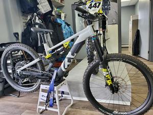 Bicicleta de montaña eléctrica de alto rendimiento 2025-2026 Hard Cross HC4, todos los tamaños y colores de cuadro, envío a todo el mundo - Product Image 2