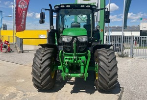 Johnn Dere 6110R est un tracteur utilitaire de la série 6R conçu pour les travaux agricoles polyvalents, acheter un tracteur Johnn Deer pas cher - Product Image 6