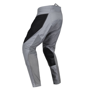 Pantalon de course Cordura avec genouillères renforcées, respirant, imperméable, coupe-vent, confortable, fabrication OEM de haute qualité au Pakistan - Product Image 4