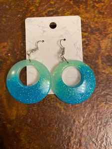 Top Quality Highly Polished Shiny Handcrafted Luxurious Customized Color <b>Resin</b> Fashion <b>Earrings</b> for Women From India . - Product Image 2