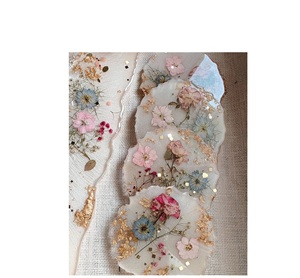 Sous-verre en résine magnifique, conçu pour une décoration de table élégante, offrant une beauté artisanale durable avec une fonctionnalité protectrice. - Product Image 4