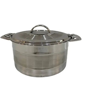 Casseroles rondes élégantes et durables en bois et en métal parfaitement adaptées aux hôtels, restaurants et besoins de restauration - Product Image 3