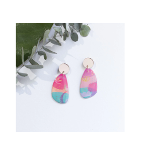 Boucle d'oreille en résine meilleur motif fille boucle d'oreille mignonne conception simple personnalisée boucle d'oreille en gros couleur bleu et rose de haute qualité - Product Image 2