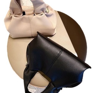 New cloud niche design <b>bag</b> hot selling crossbody <b>bag</b> versatile dumpling <b>bag</b>, high-end handbag <b>lunch</b> box <b>bag</b> - Product Image 4