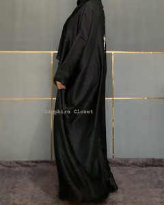 Robe Abaya en Polyester Imprimé Rose pour Toutes Tailles Vêtement Traditionnel Musulman pour la Prière des Adultes - Product Image 1