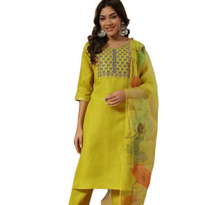 Belle collection d'été personnalisé imprimé coton flammé dames soie vêtements réguliers en gros ensemble Kurti de Surat - Product Image 1