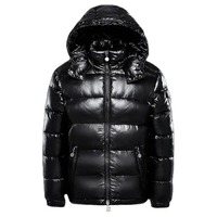 Chaqueta acolchada de plumón personalizada al por mayor para hombre, chaqueta acolchada con capucha brillante de espesor para hombre