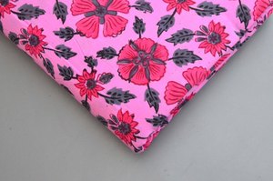 100% coton indien nouveau Style Floral main bloc imprimé tissu pour vêtements pour femmes décor à la maison-rideaux polyvalents couvre garçons - Product Image 3