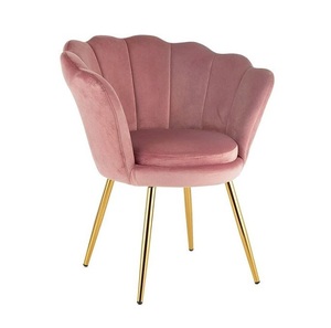 Nouvelle chaise de maison de style canapé au design indien fait à la main avec dessus en velours gris utilisée dans le salon de l'hôtel chaise de maison en métal doré brillant - Product Image 3