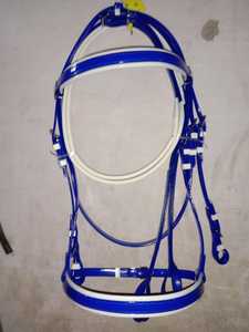 สายบังเหียนพีวีซีพร้อมด้ามจับยางหัวเข็มขัดสแตนเลสสายบังเหียนพีวีซีกันน้ำแบบกำหนดเองได้ - Product Image 5