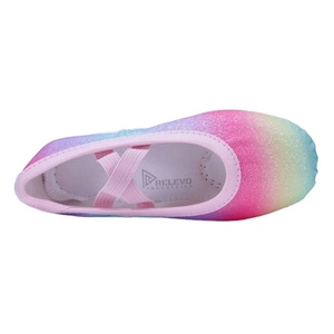 Chaussons de danse personnalisés en toile souple avec paillettes arc-en-ciel pour filles, à bride élastique, légers et flexibles, pour la pratique de la danse, en gros - Product Image 6