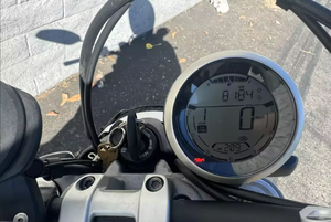 ¡LISTA PARA CONDUCIR! ÚLTIMAS OFERTAS 2025 - Motocicleta Ducati Cruiser SCRAMBLER DESERT SLED FASTHOUSE en Venta - Product Image 5