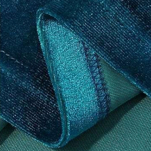 Conjunto de pantalones cortos de terciopelo transpirables informales de verano para hombre, conjunto de pantalones cortos bordados sostenibles con diseño personalizado impreso de calidad - Product Image 5