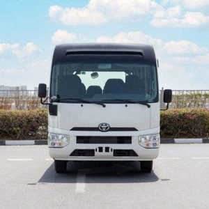 Camioneta 2024 con Motor de 4.5L de Aspiración Natural, Caja de Cambios Automática, Tracción en las Cuatro Ruedas, Volante a la Izquierda, Asientos de Cuero, Neumáticos R17, Euro IV - Product Image 1