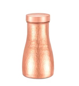 Bouteille en cuivre pour l'eau potable fabriquée à la main, antirouille, rehausseur de santé ayurvédique imprimé bouteille en cuivre exquise avec gobelets - Product Image 3