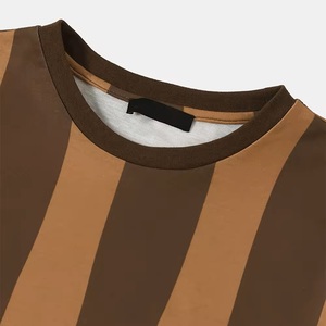 Camisetas personalizadas OEM con diseño de rayas para hombre, camiseta informal ligera con logotipo personalizado, 100% poliéster, corte holgado, CP-M-TS-04 - Product Image 3