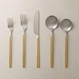 Dernier modèle Couverts en métal avec poignée de finition dorée Couverts portugais commerciaux en acier inoxydable dans une boîte cadeau - Product Image 4