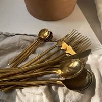 Ensemble de couverts artisanaux de style victorien en métal inoxydable de qualité supérieure non rustique extra abordable