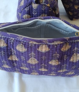 Quilted Cotton Makeup Bag <b>Travel</b> Cosmetic Carry <b>Pouch</b> with Zipper Manufacturer Wholesaler Cosmetic Case - Product Image 4
