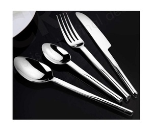 Ensemble de couverts au design unique et simple avec une qualité exclusive en acier inoxydable et en laiton pour la décoration de table - Product Image 1