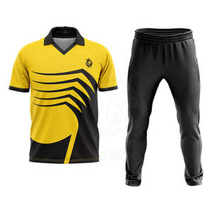 2022 conjuntos de ropa deportiva de grillo de poliéster de manga corta hechos en fábrica uniformes personalizados - Product Image 1