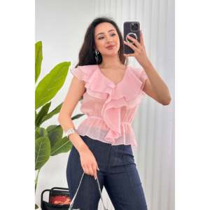 Blouse rose en gros avec taille élastiquée à volants - Rose - Product Image 1
