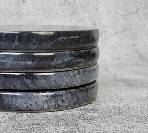 Dessous de verre en pierre de marbre naturel élégant fabriqué à la main de qualité supérieure rond noir tapis de boisson et tampons pour café thé et vin - Product Image 3